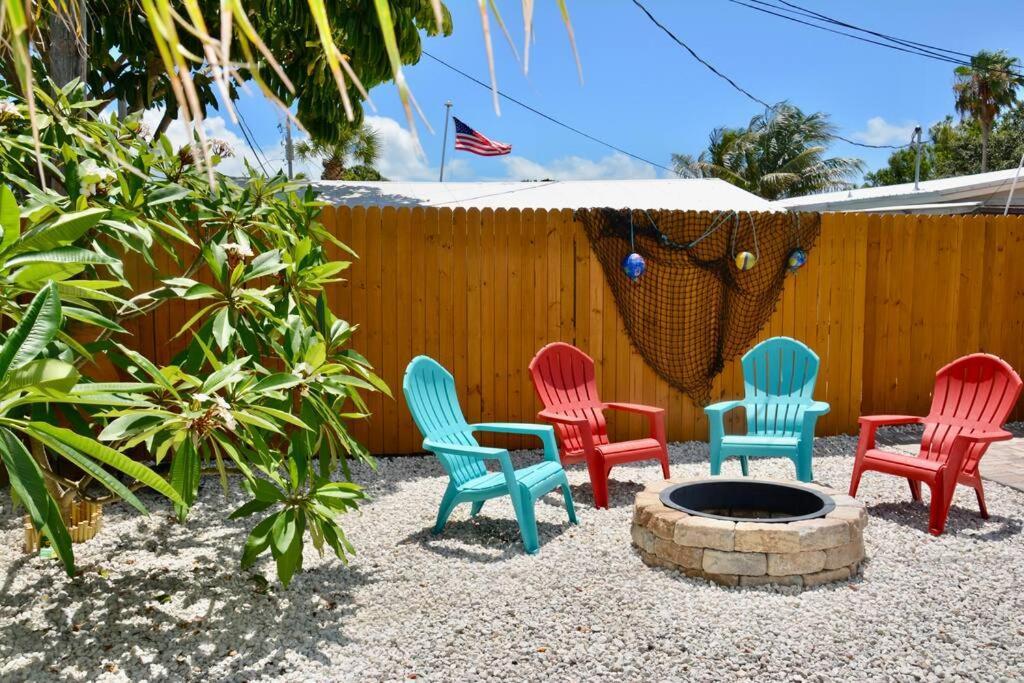 Tropical Retreat Near Beaches, Cruise Terminals Merritt Island Екстериор снимка