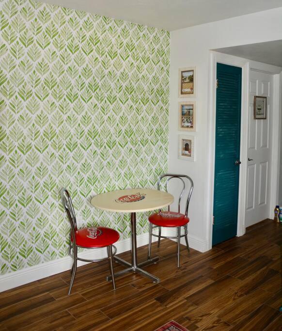 Tropical Retreat Near Beaches, Cruise Terminals Merritt Island Екстериор снимка