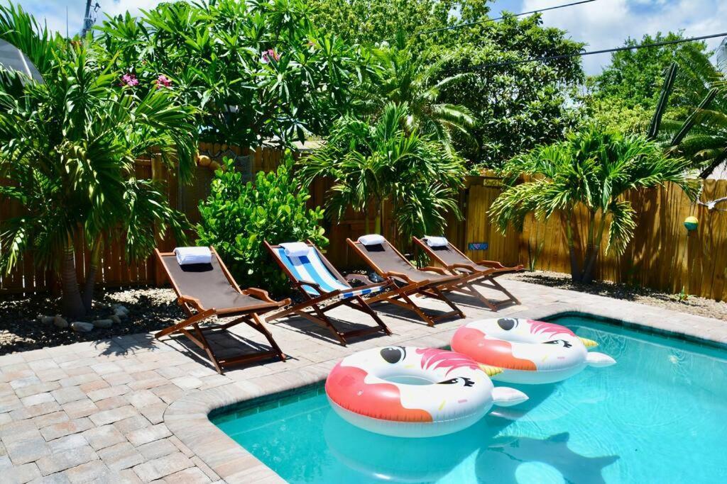 Tropical Retreat Near Beaches, Cruise Terminals Merritt Island Екстериор снимка