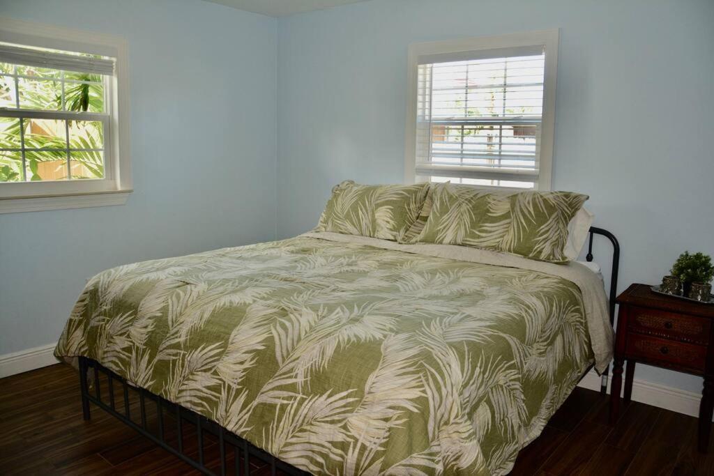 Tropical Retreat Near Beaches, Cruise Terminals Merritt Island Екстериор снимка